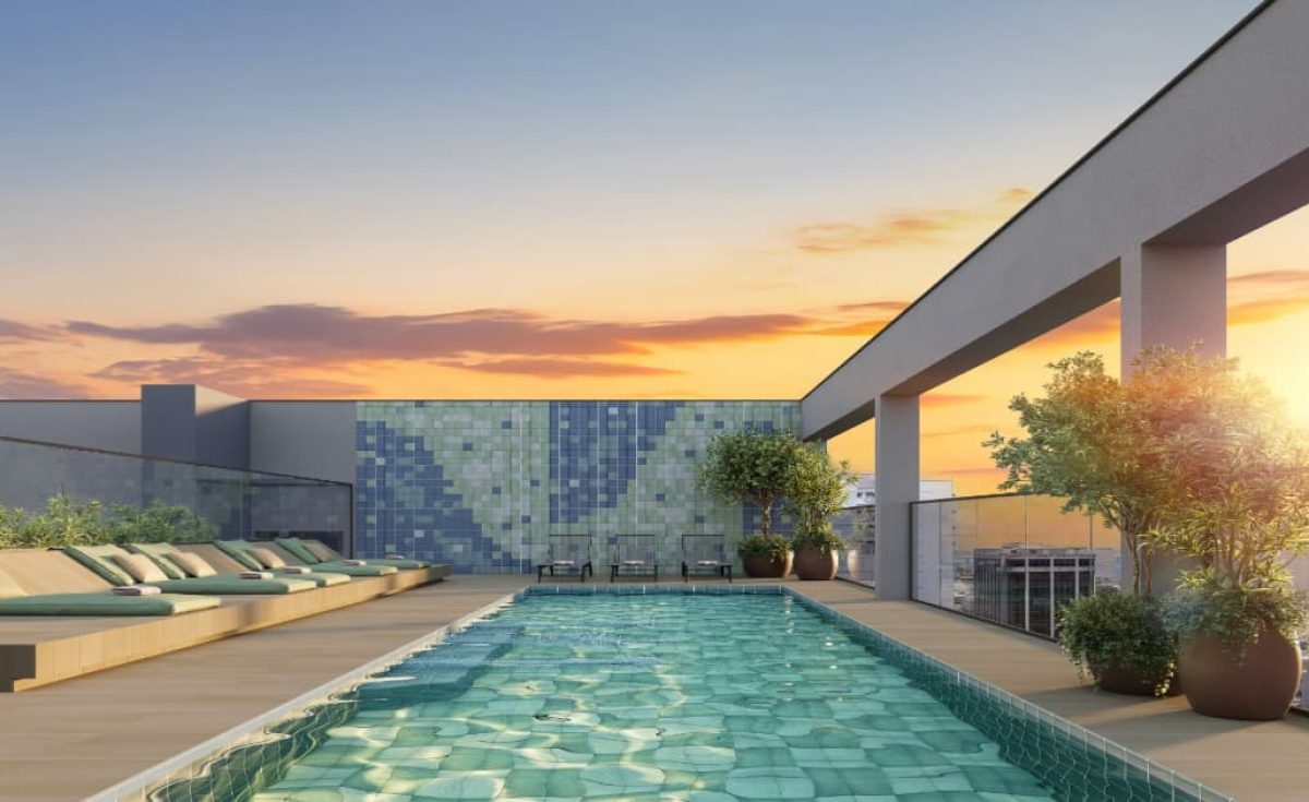 Solarium e Piscina do Connect Square Centro
