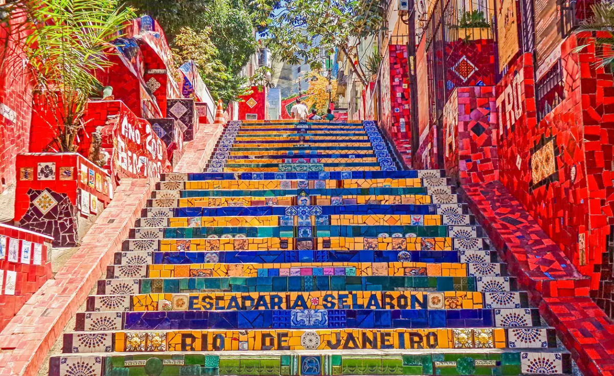 lancamento-na-lapa-studios-e-apartamentos-rua-do-riachuelo-centro-rj-soniaferreiraimoveisrj.com.br-escadaria-selaron