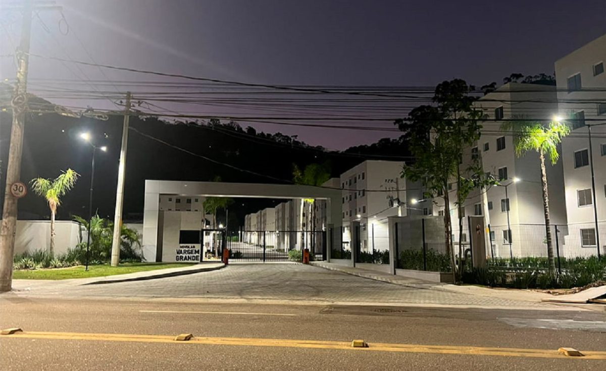 novolar-vargem-grande-apartamento-2-quartos-a-venda-vargem-grande-portico-noite