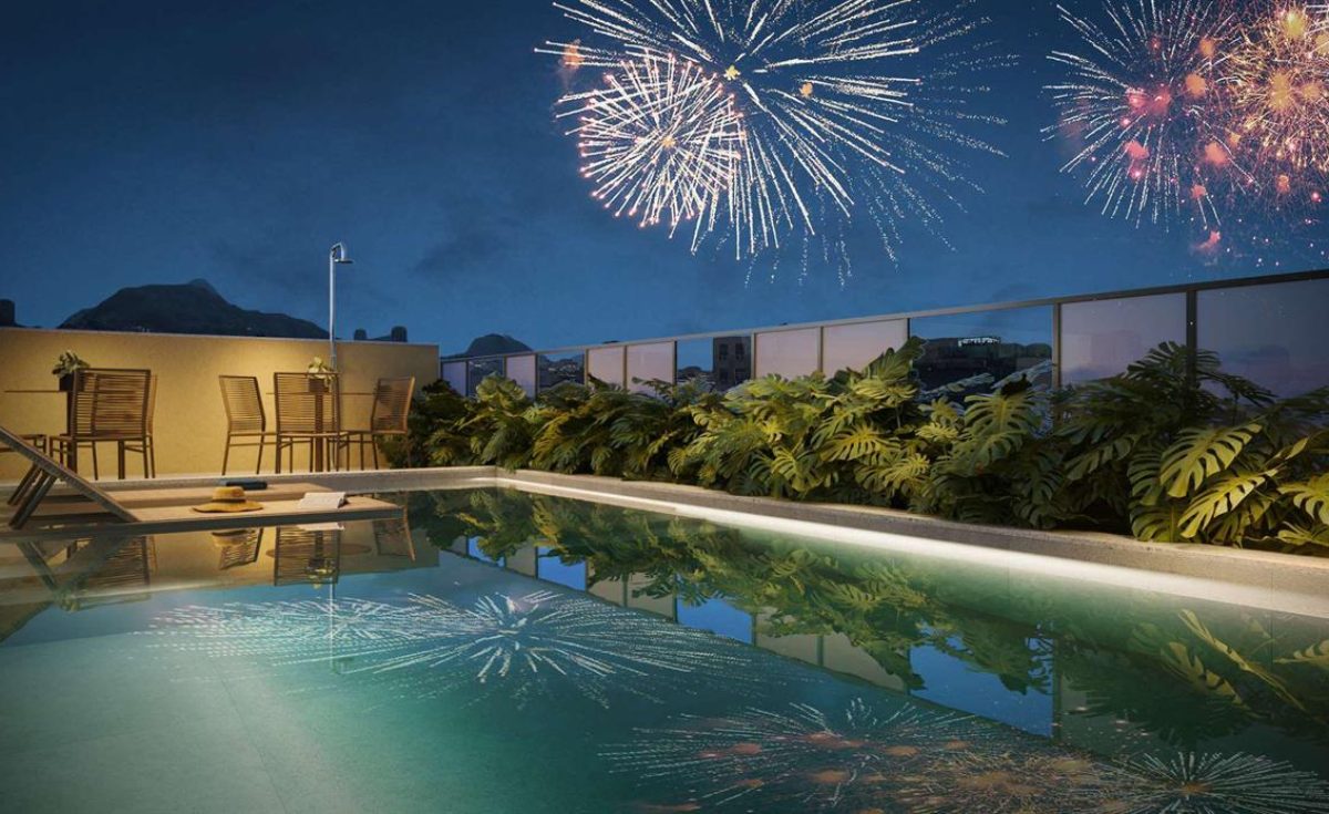 Rooftop com piscina no Soul Rio Copacabana